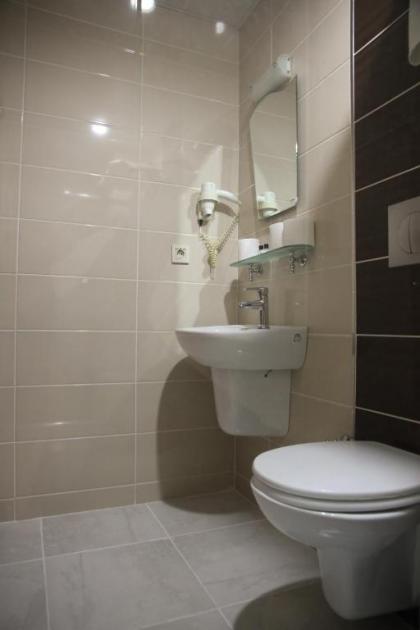 Hotel New House - image 10