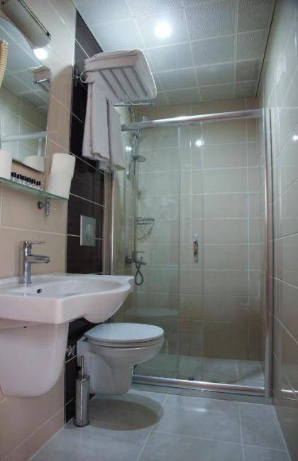 Hotel New House - image 11