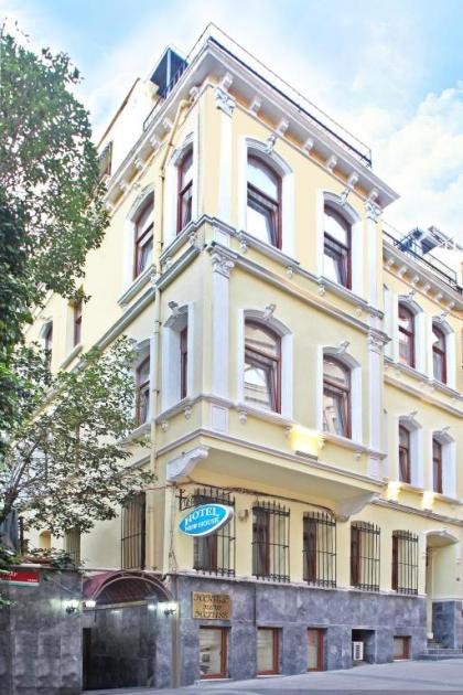 Hotel New House - image 13