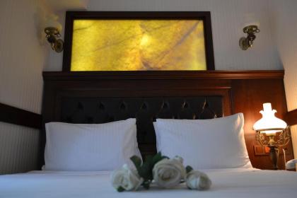 Divalis Hotel - image 16