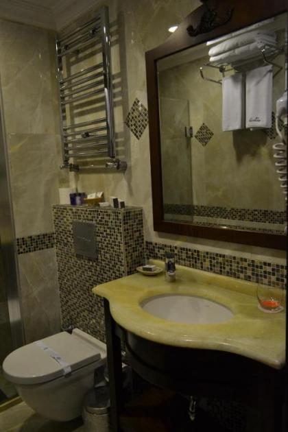 Divalis Hotel - image 17