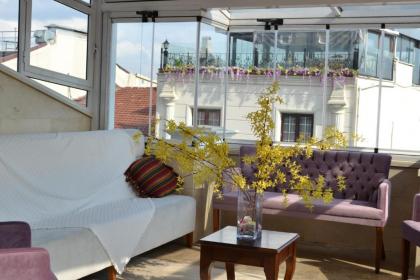 Divalis Hotel - image 19