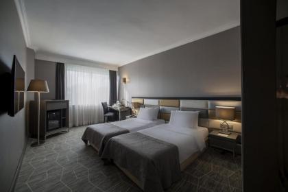 Taksim Square Hotel - image 4