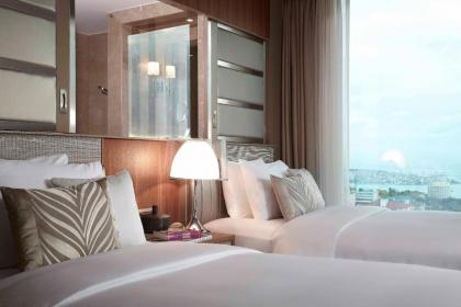Renaissance by Marriott Istanbul Polat Bosphorus Hotel - image 5