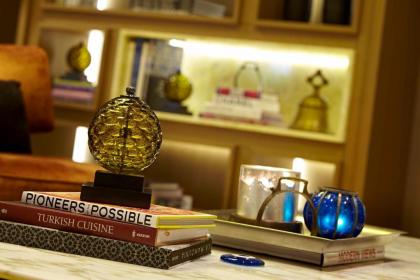 Renaissance by Marriott Istanbul Polat Bosphorus Hotel - image 8