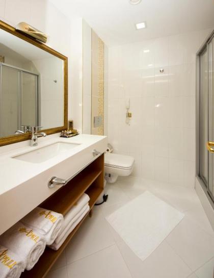 Aprilis Hotel - image 13