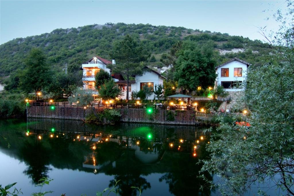 Beyaz Ev Agva - Adult only +15 - main image