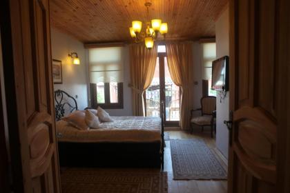 Tom Square Boutique Hotel - image 17