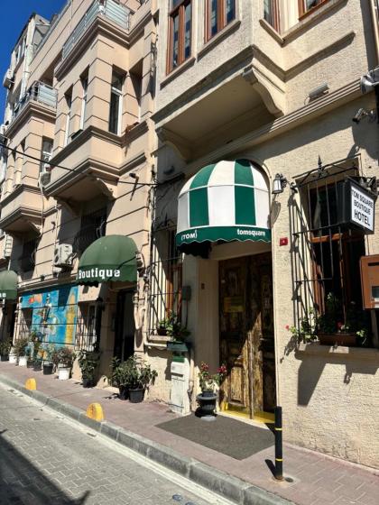 Tom Square Boutique Hotel - image 7
