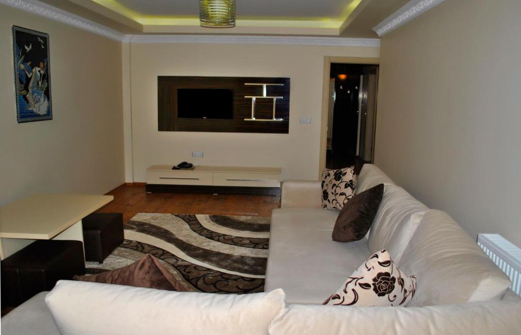 Diamond Suites Residence - image 4