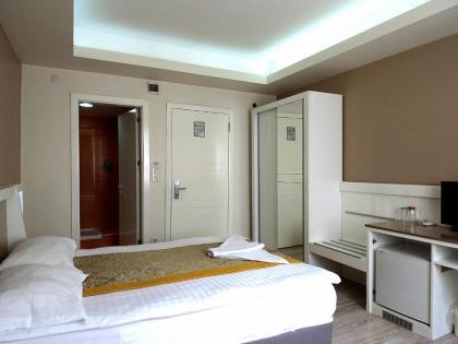 Grand As Hotel - image 4