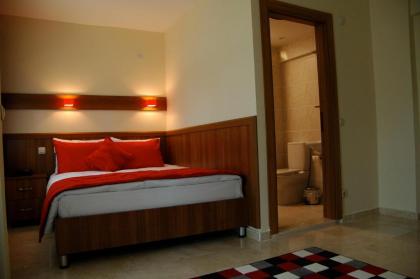 Rhebas Hotel - image 6