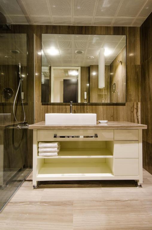 Inncity Hotel Nisantasi - image 5