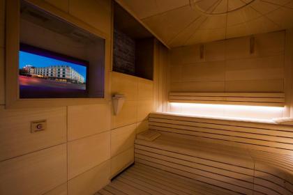 Wyndham Grand Istanbul Kalamis Marina Hotel - image 19