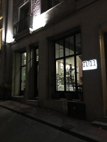 No11 Hotel & Apartments - image 2