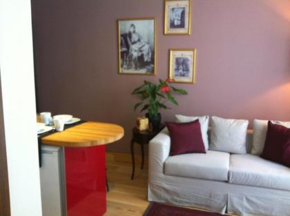 No11 Hotel & Apartments - image 7
