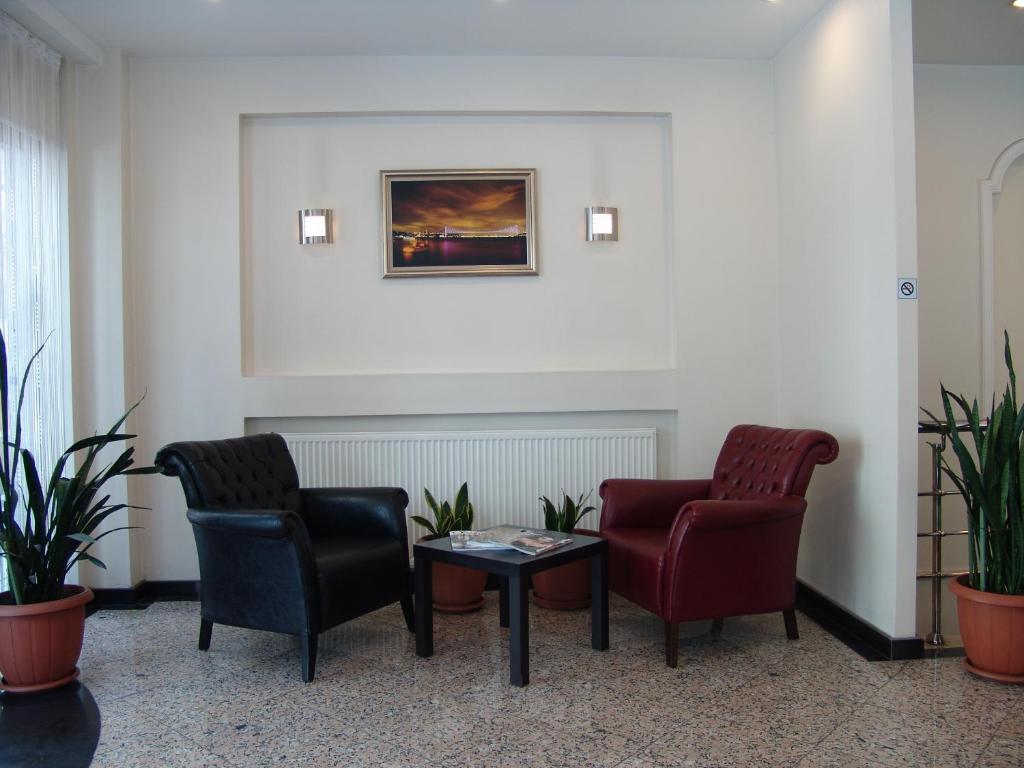 Hotel Nova - image 2