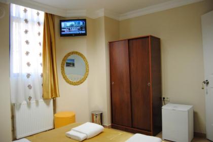 Lotus Hotel Istanbul - image 2