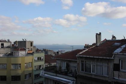 Hotel Bestur - image 2
