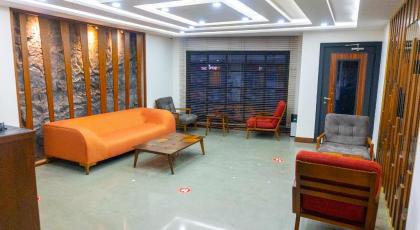 Trass Hotel - image 3