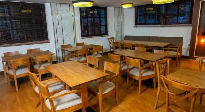 Trass Hotel - image 4