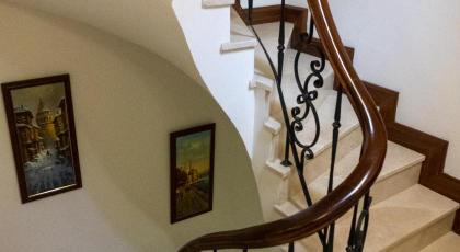 Trass Hotel - image 6
