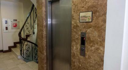 Trass Hotel - image 8
