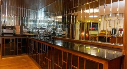 Trass Hotel - image 9