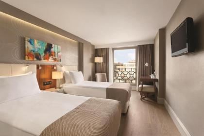 Ramada Istanbul Grand Bazaar - image 2