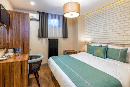 Interstar Hotel - image 4