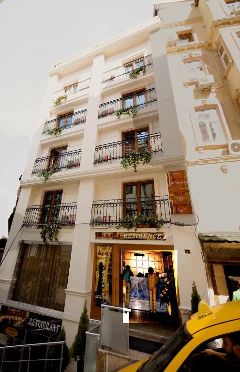 Tamara Residence - main image