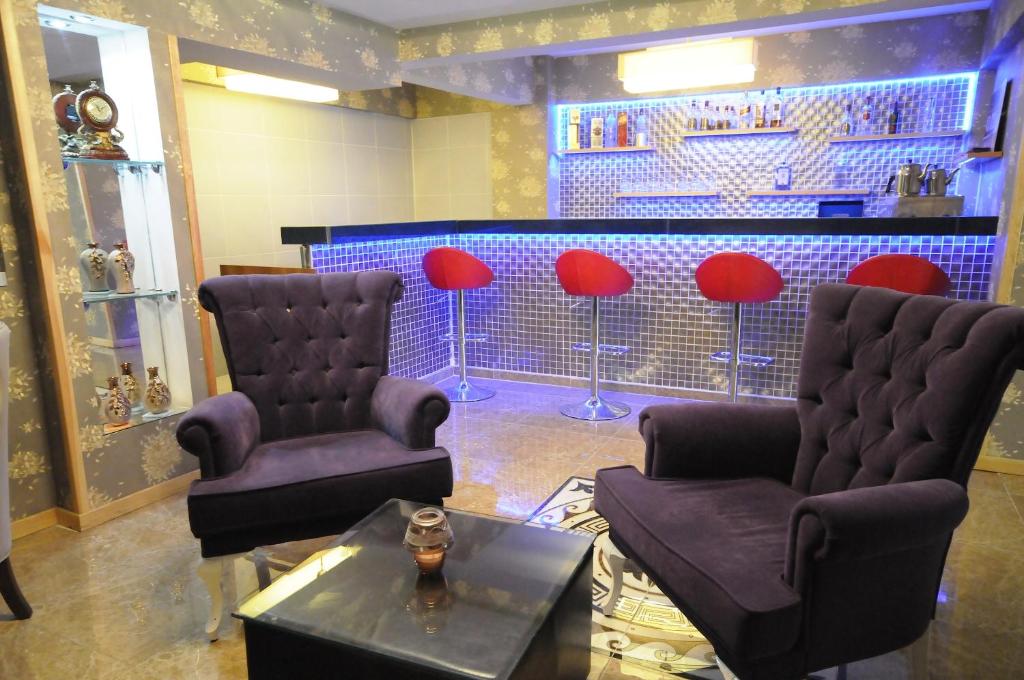 Tamara Residence - image 3