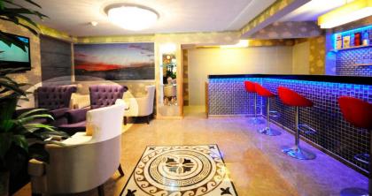 Tamara Residence - image 4