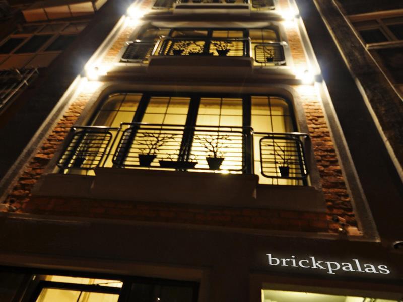 Brickpalas - main image