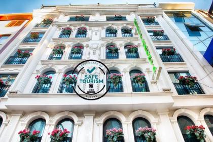 Florenta Hotel - image 1