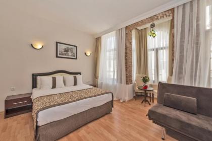 Taxim Marin Hotel - image 1