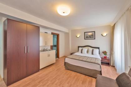 Taxim Marin Hotel - image 10