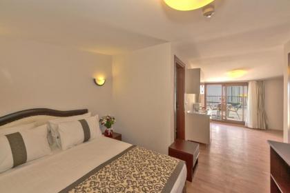 Taxim Marin Hotel - image 9
