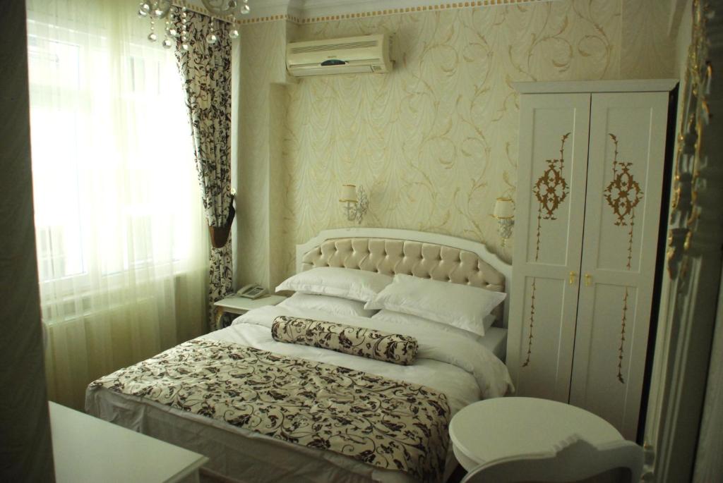Alyon Hotel Taksim - image 3