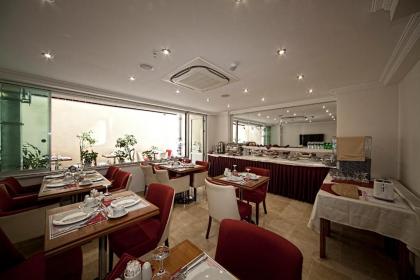 Istanbul Newcity Hotel - image 12