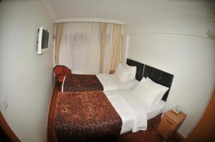 Palace Point Hotel - image 20
