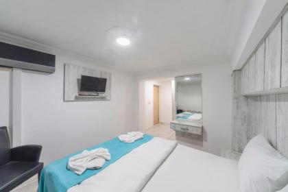 Old City Park Hotel - image 14