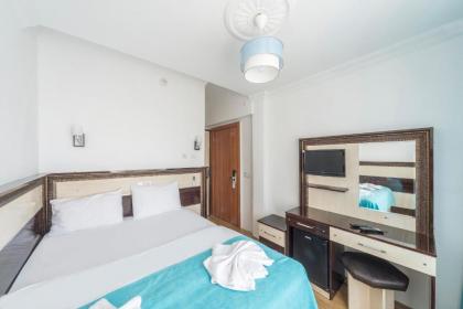 Old City Park Hotel - image 20