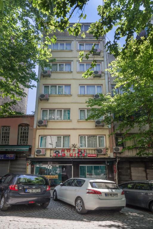 Old City Park Hotel - image 6