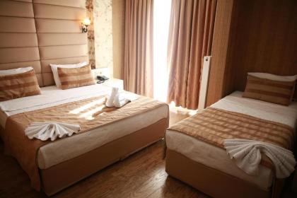 Hotel Black Tulip - image 3