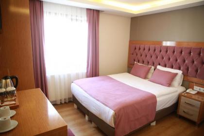 Hotel Black Tulip - image 4