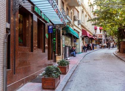 Hotel Devman - image 1
