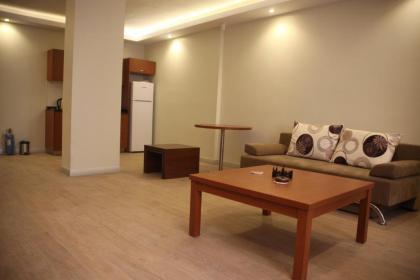 Honey House Apartment - image 10