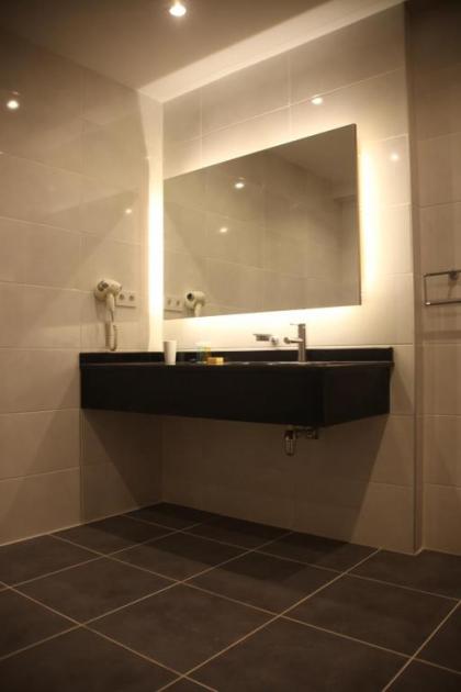 Honey House Apartment - image 5