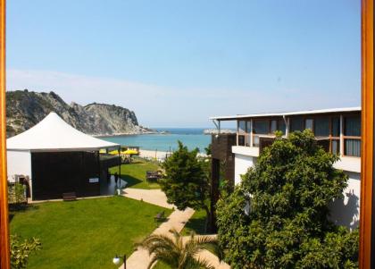 Mad Sea Beach Hotel  - image 25